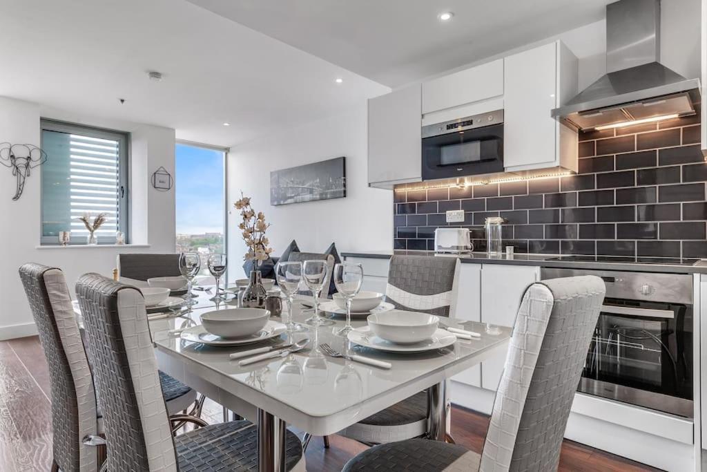 Amazing Britania 1 Bedroom Flat In London Bp40 Екстериор снимка